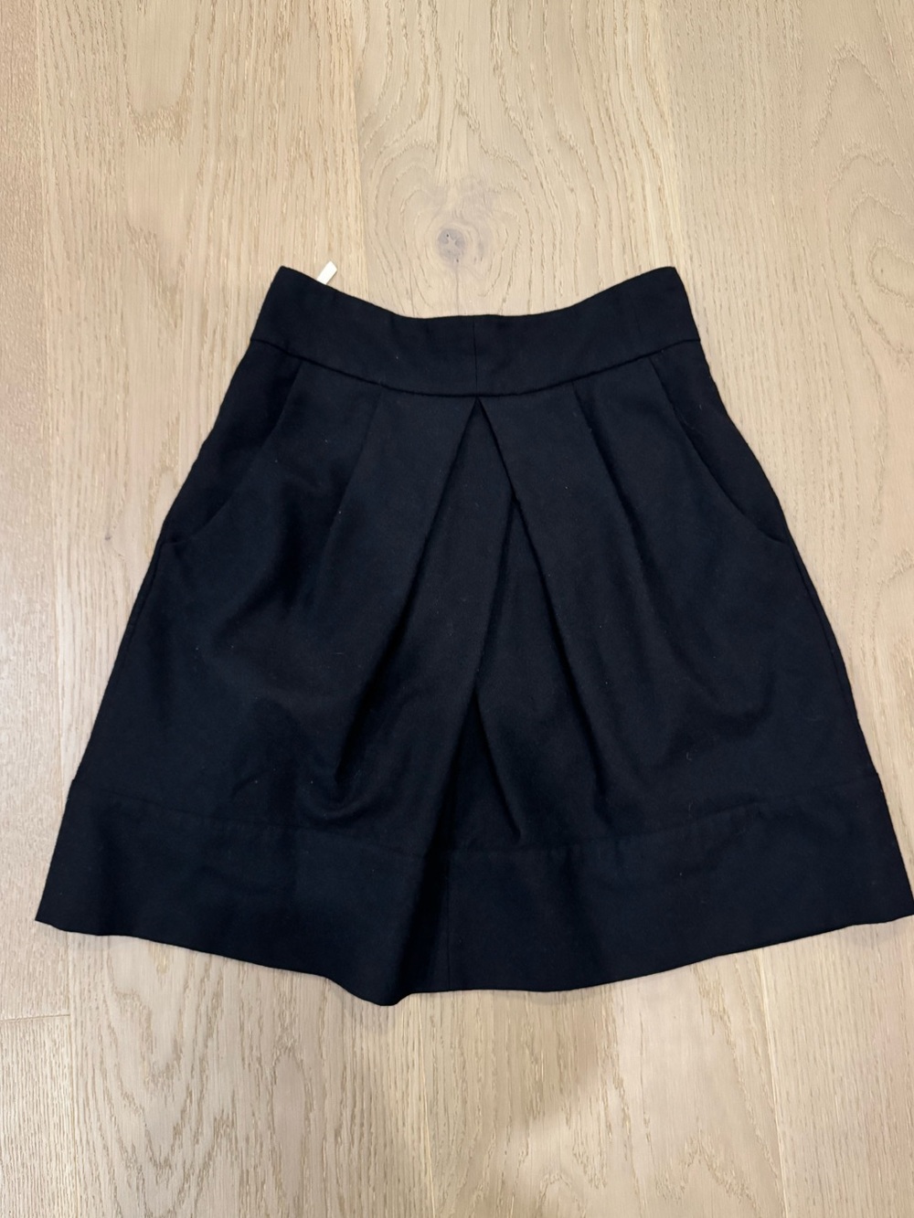 Wilfred 2000s black pleated A-line wool skirt